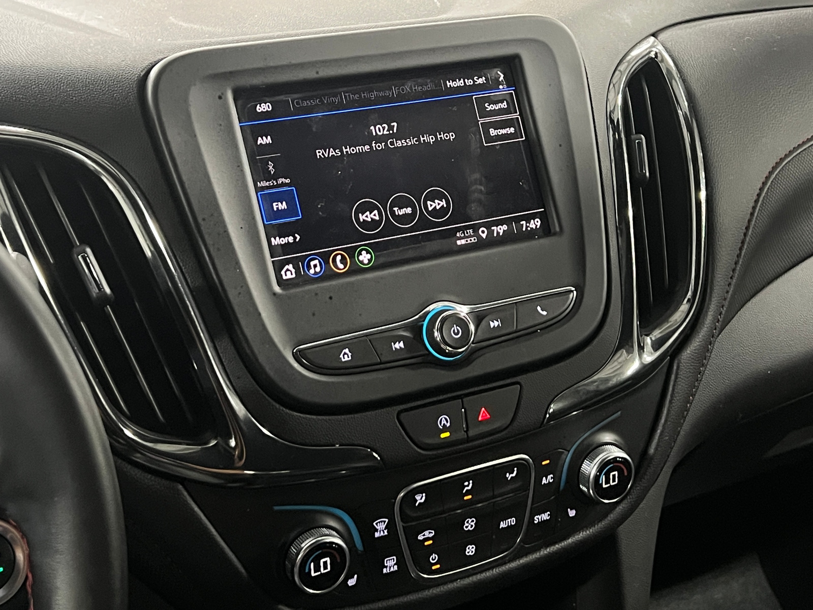 Thumbnail: 2024 Chevrolet Equinox - 4