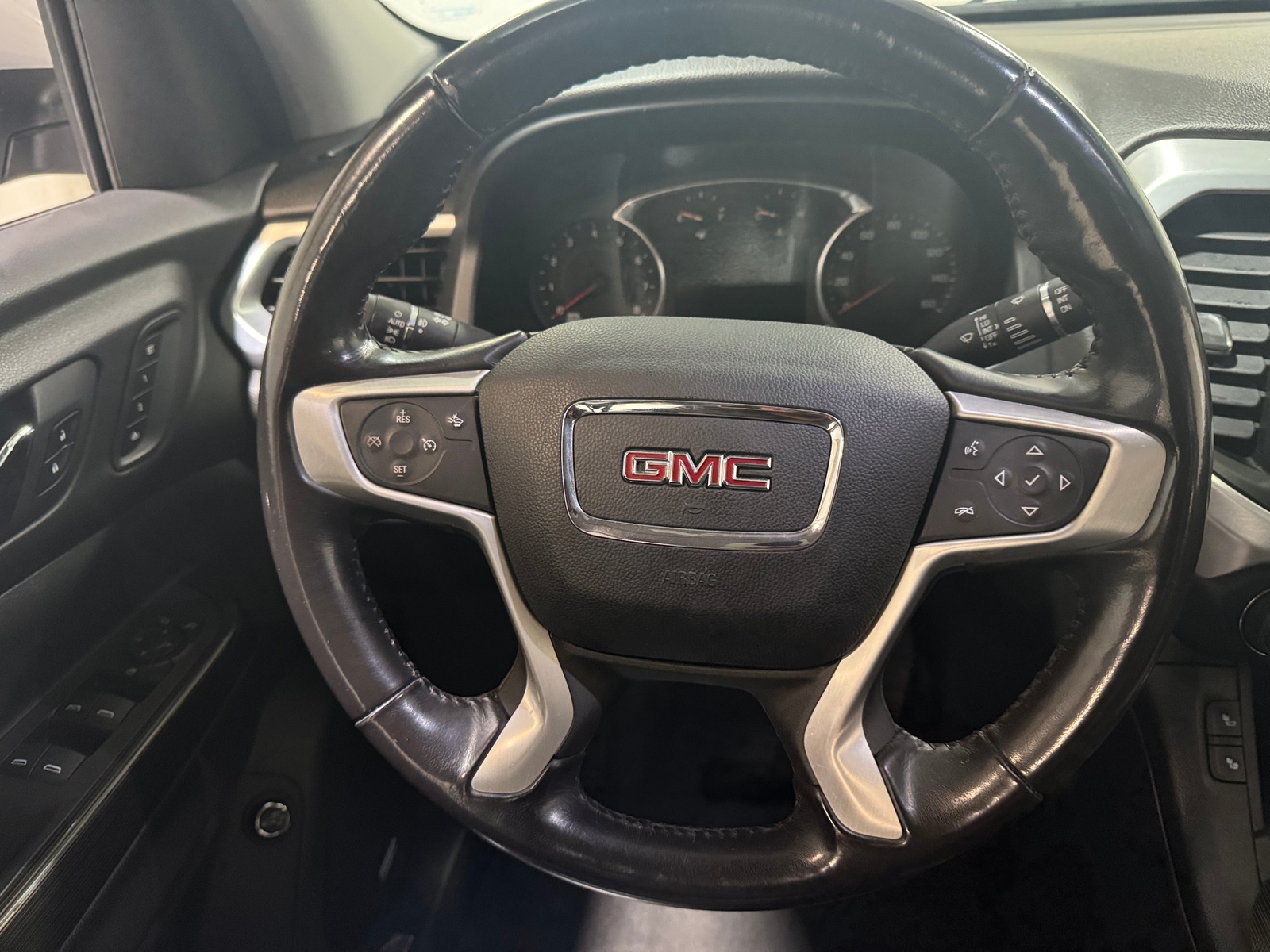 Thumbnail: 2019 GMC Acadia - 4