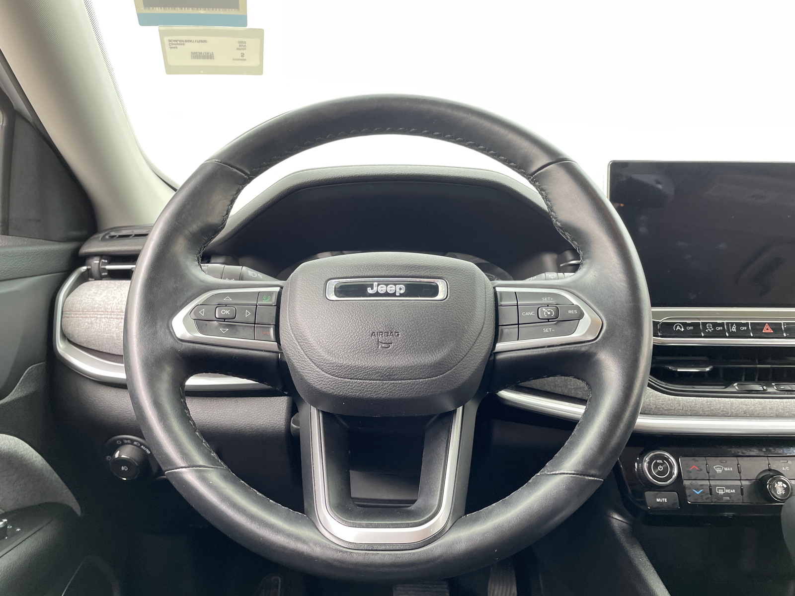 Thumbnail: 2022 Jeep Compass - 4