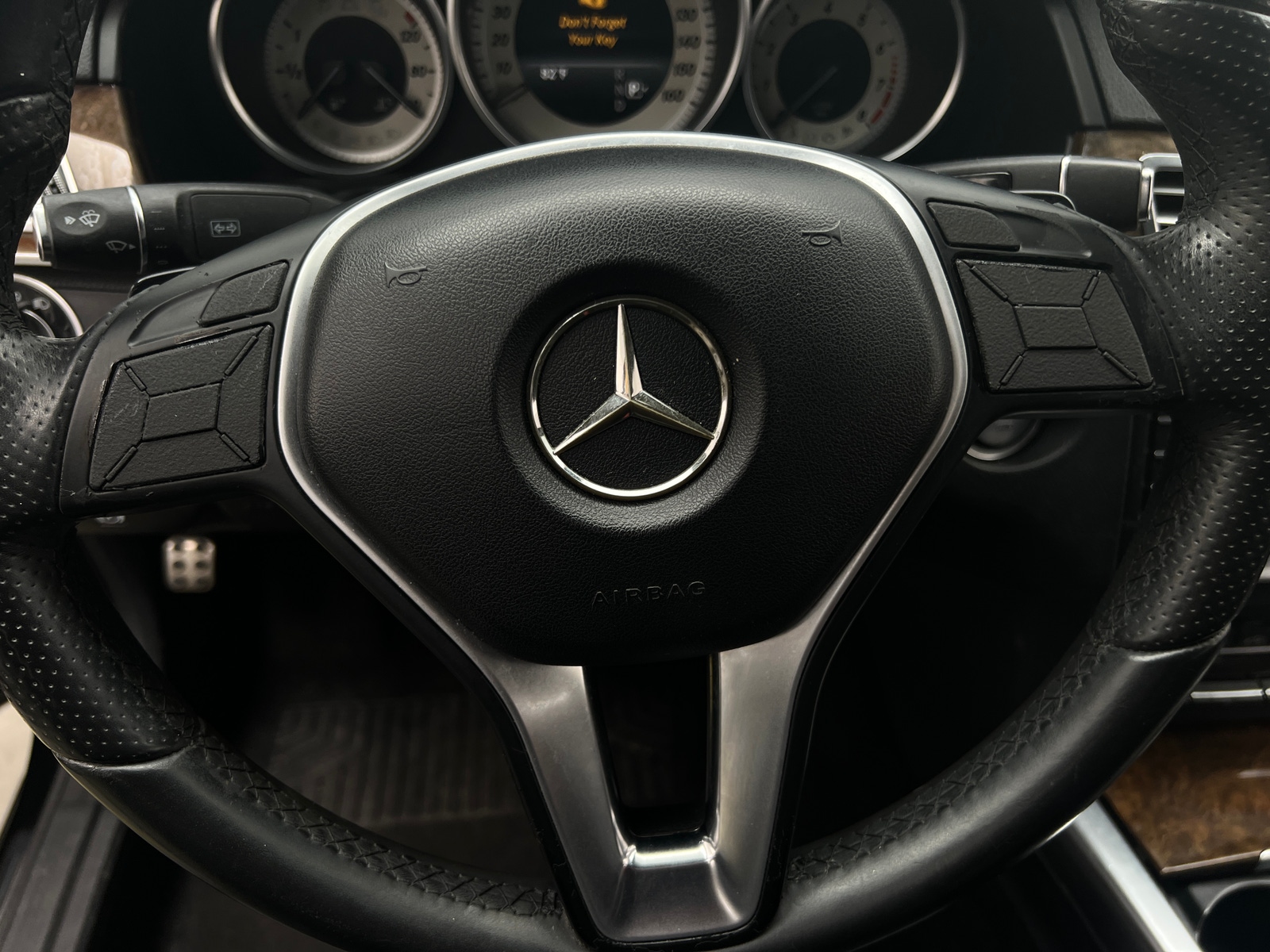 Thumbnail: 2016 Mercedes-Benz E-Class - 4