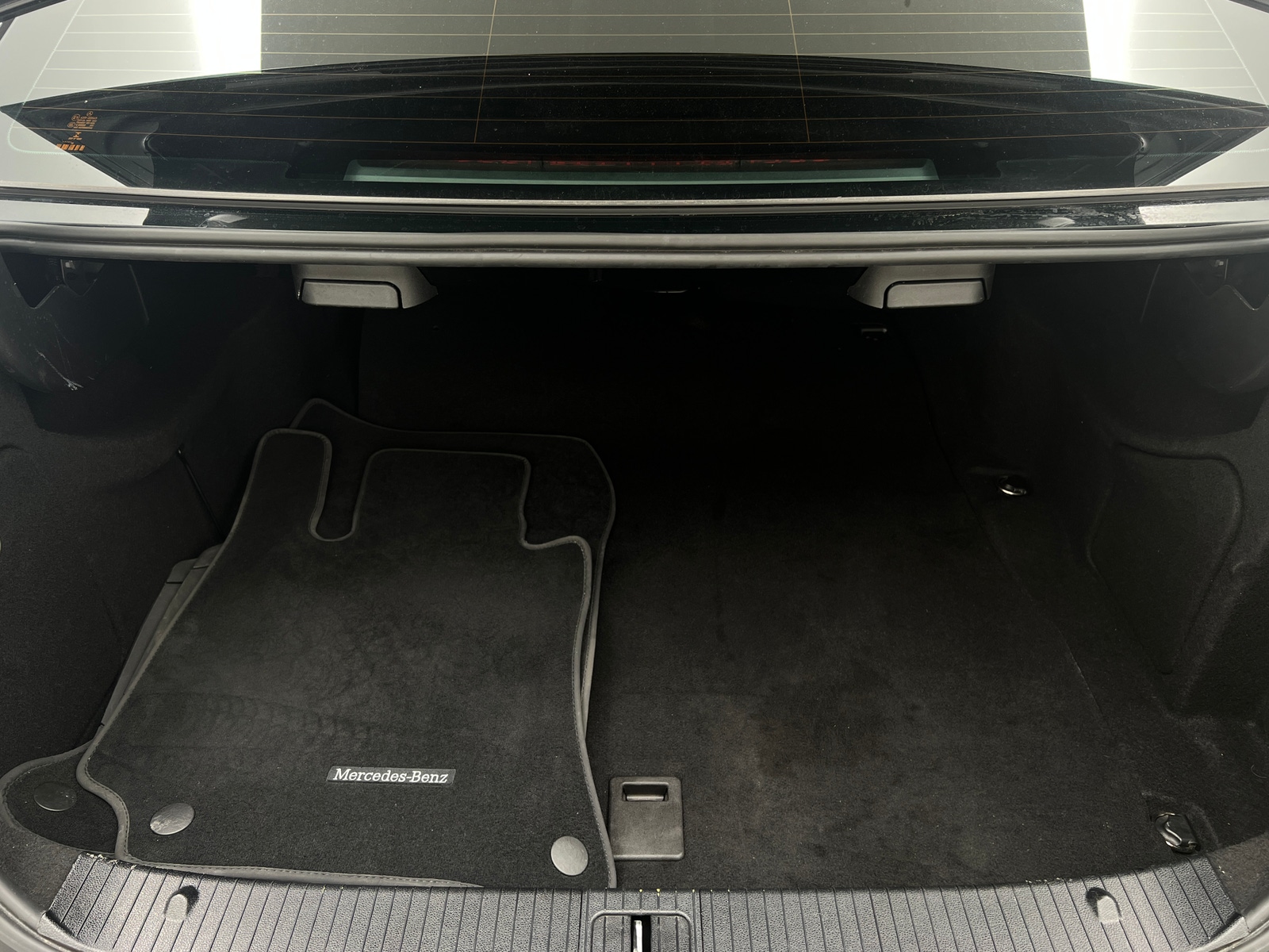 Thumbnail: 2016 Mercedes-Benz E-Class - 6
