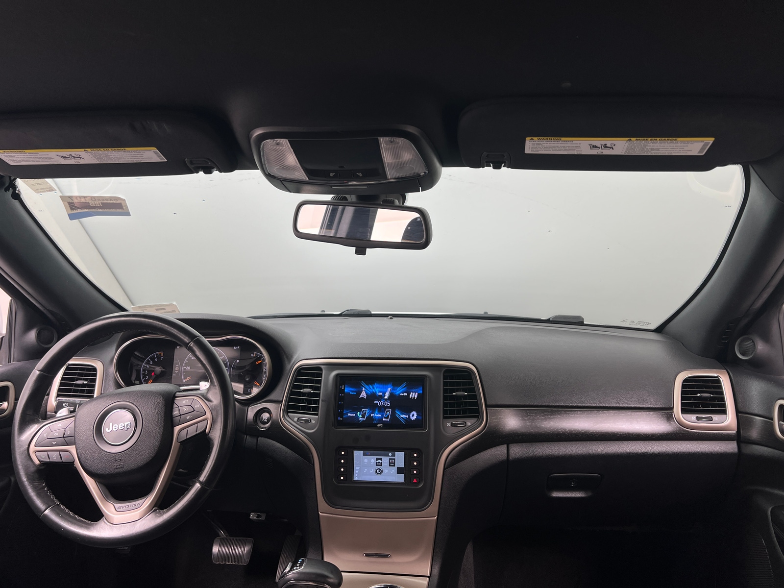 Thumbnail: 2015 Jeep Grand Cherokee - 3