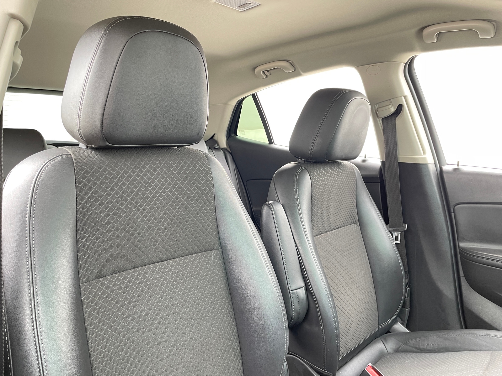 Thumbnail: 2018 Buick Encore - 2