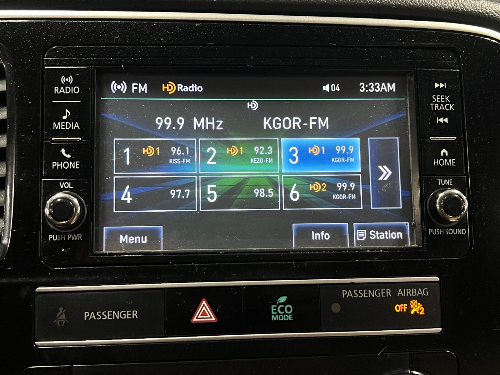 Thumbnail: 2019 Mitsubishi Outlander - 4
