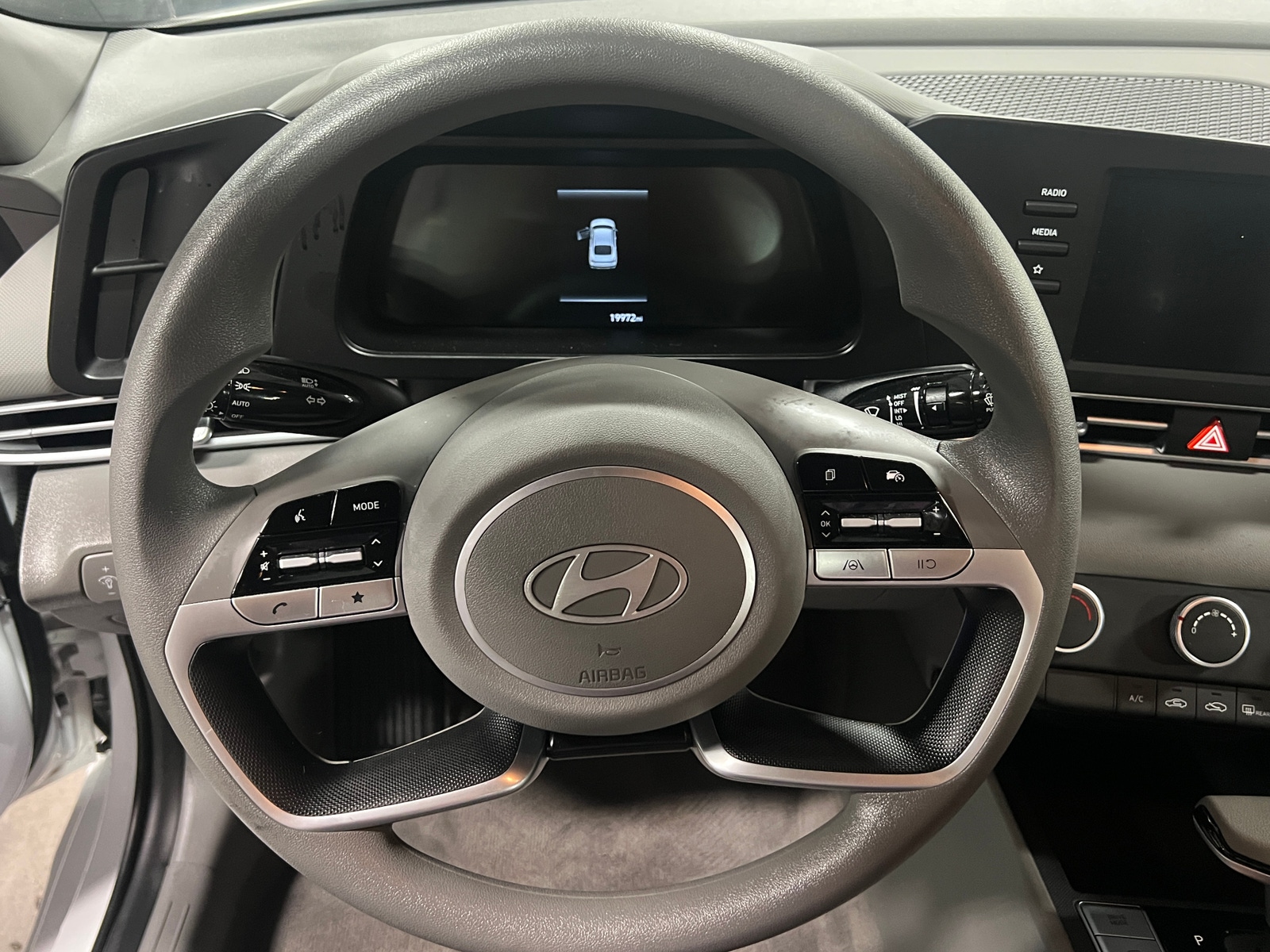Thumbnail: 2024 Hyundai Elantra - 5