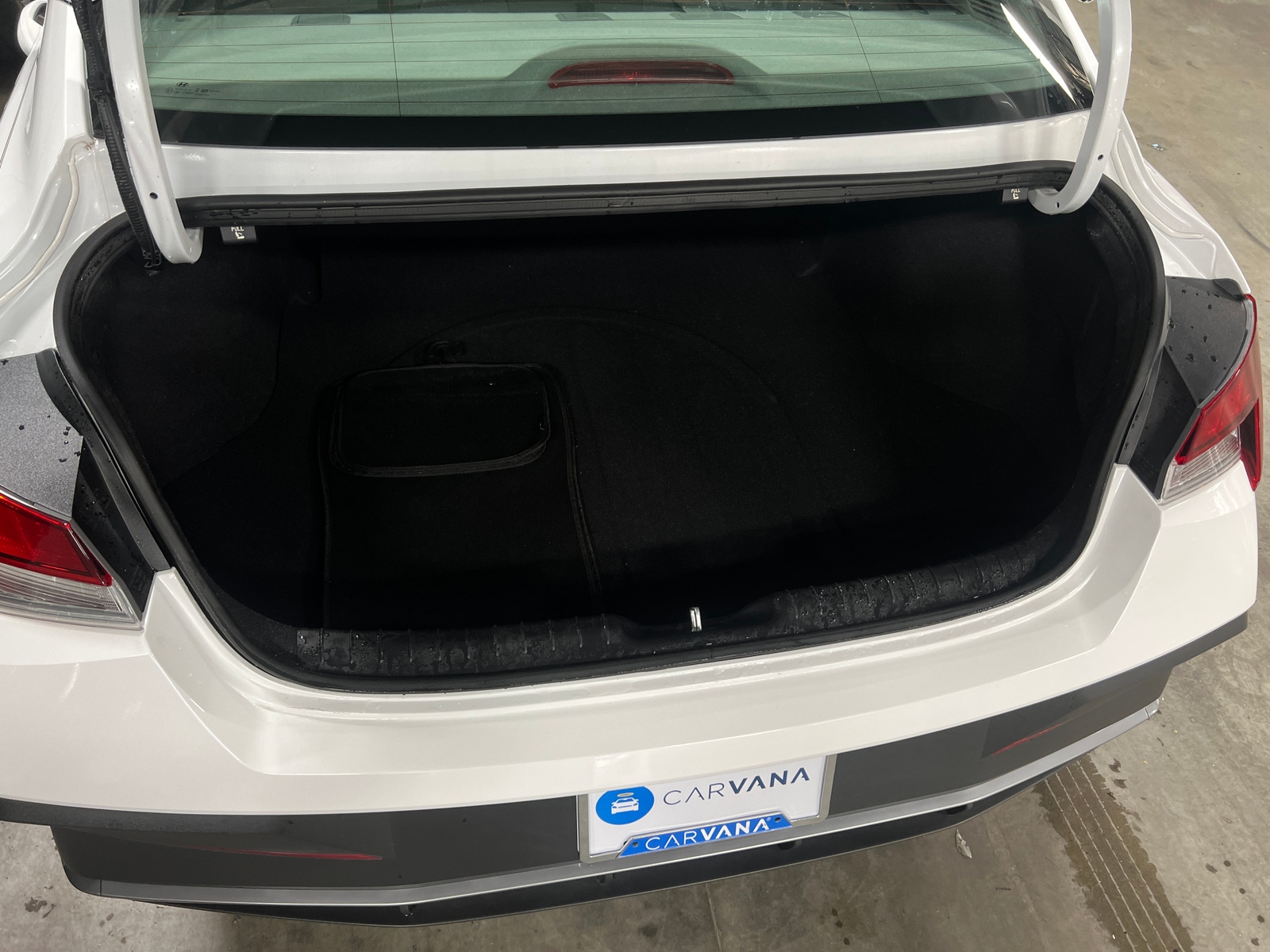 Thumbnail: 2024 Hyundai Elantra - 7