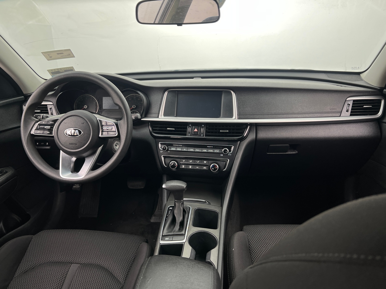 Thumbnail: 2020 Kia Optima - 3