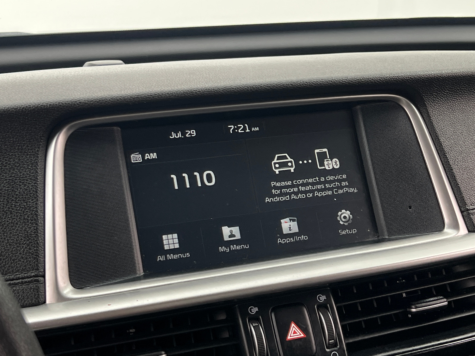 Thumbnail: 2020 Kia Optima - 4