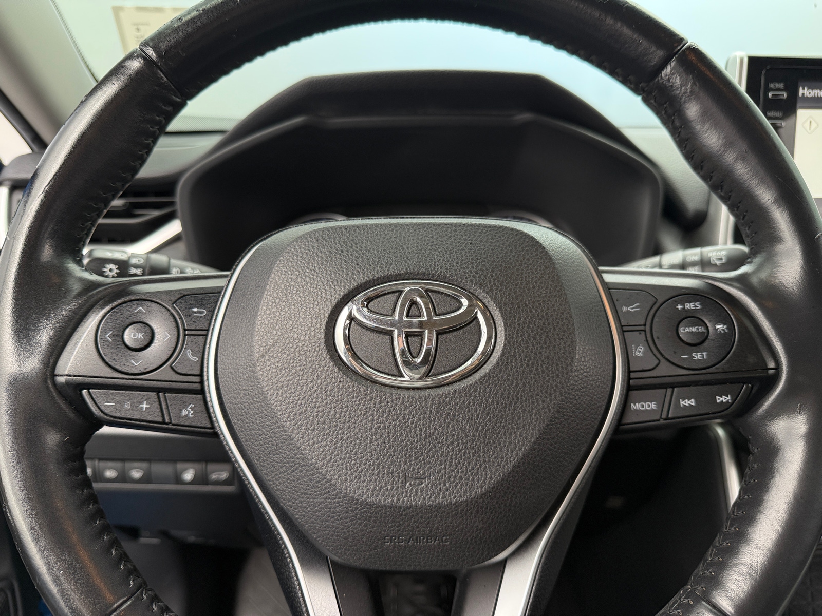Thumbnail: 2019 Toyota RAV4 - 5