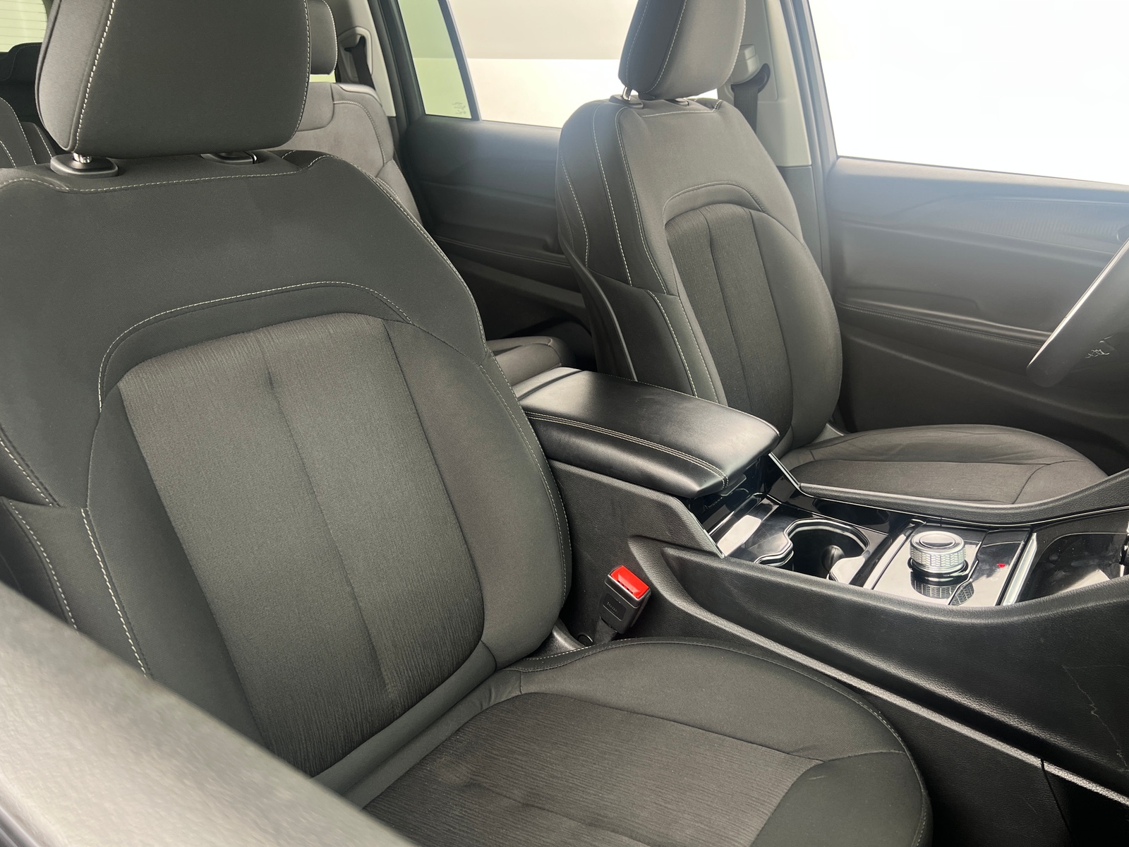 Thumbnail: 2023 Jeep Grand Cherokee L - 2