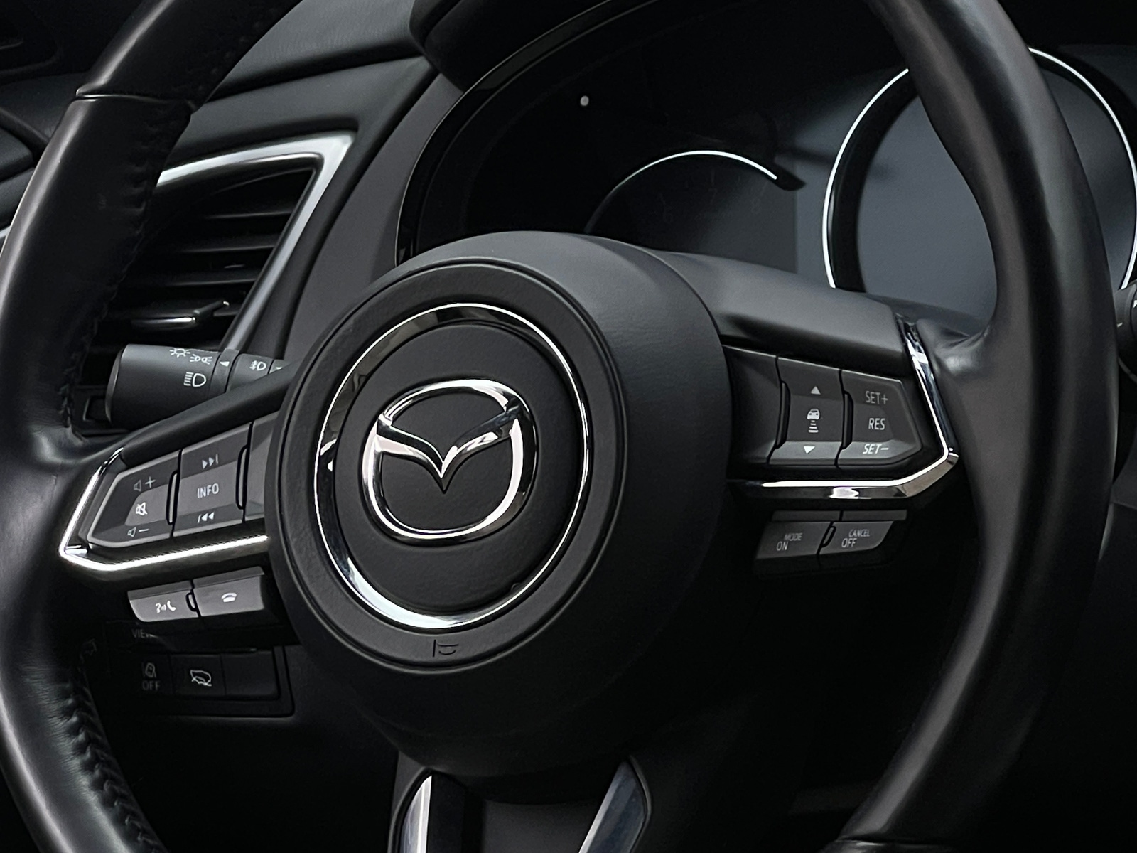 Thumbnail: 2022 Mazda CX-9 - 4