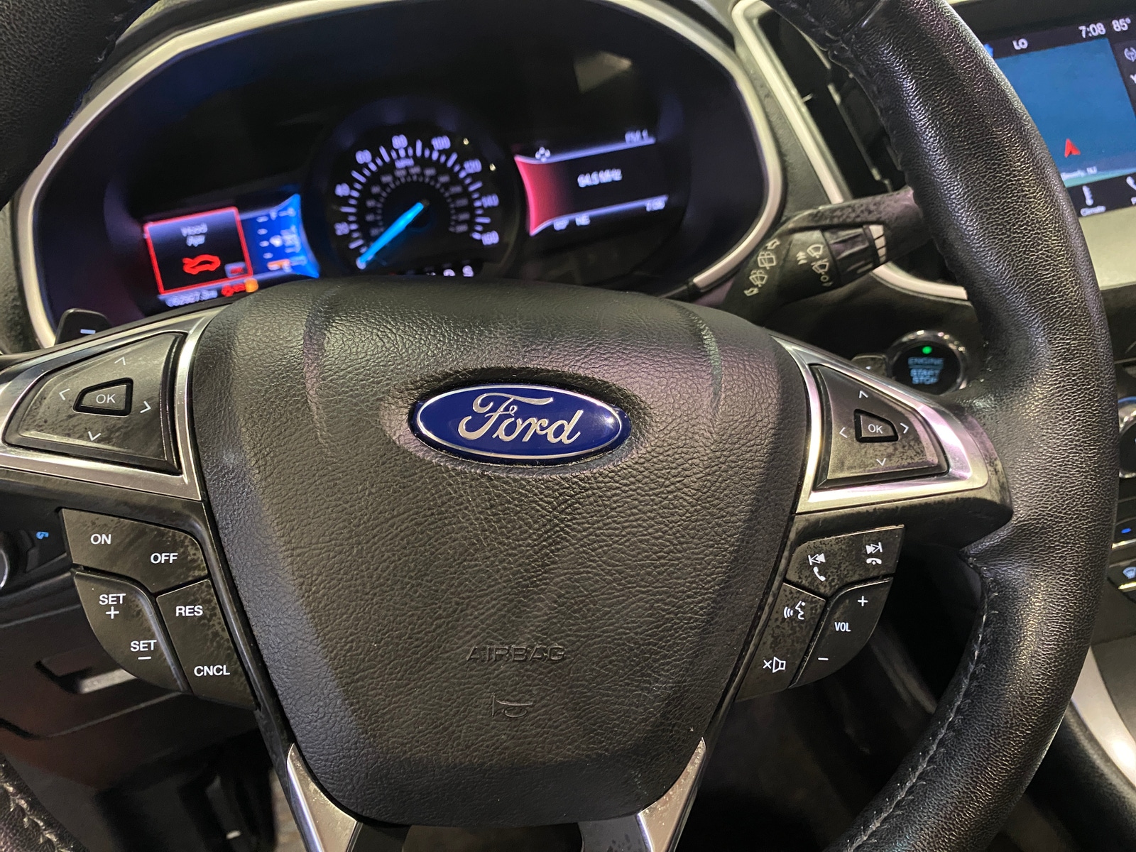 Thumbnail: 2017 Ford Edge - 4