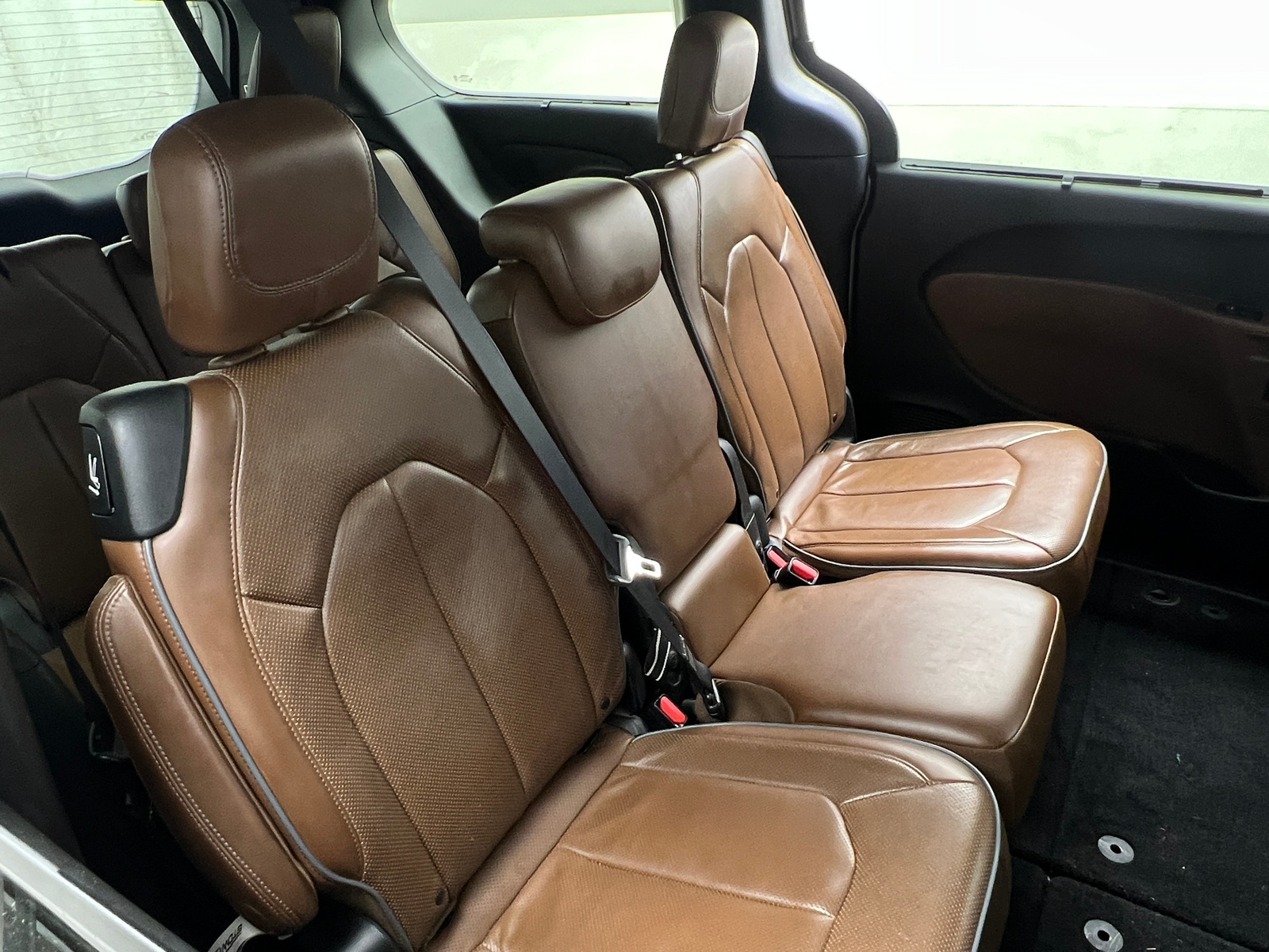Thumbnail: 2018 Chrysler Pacifica - 5