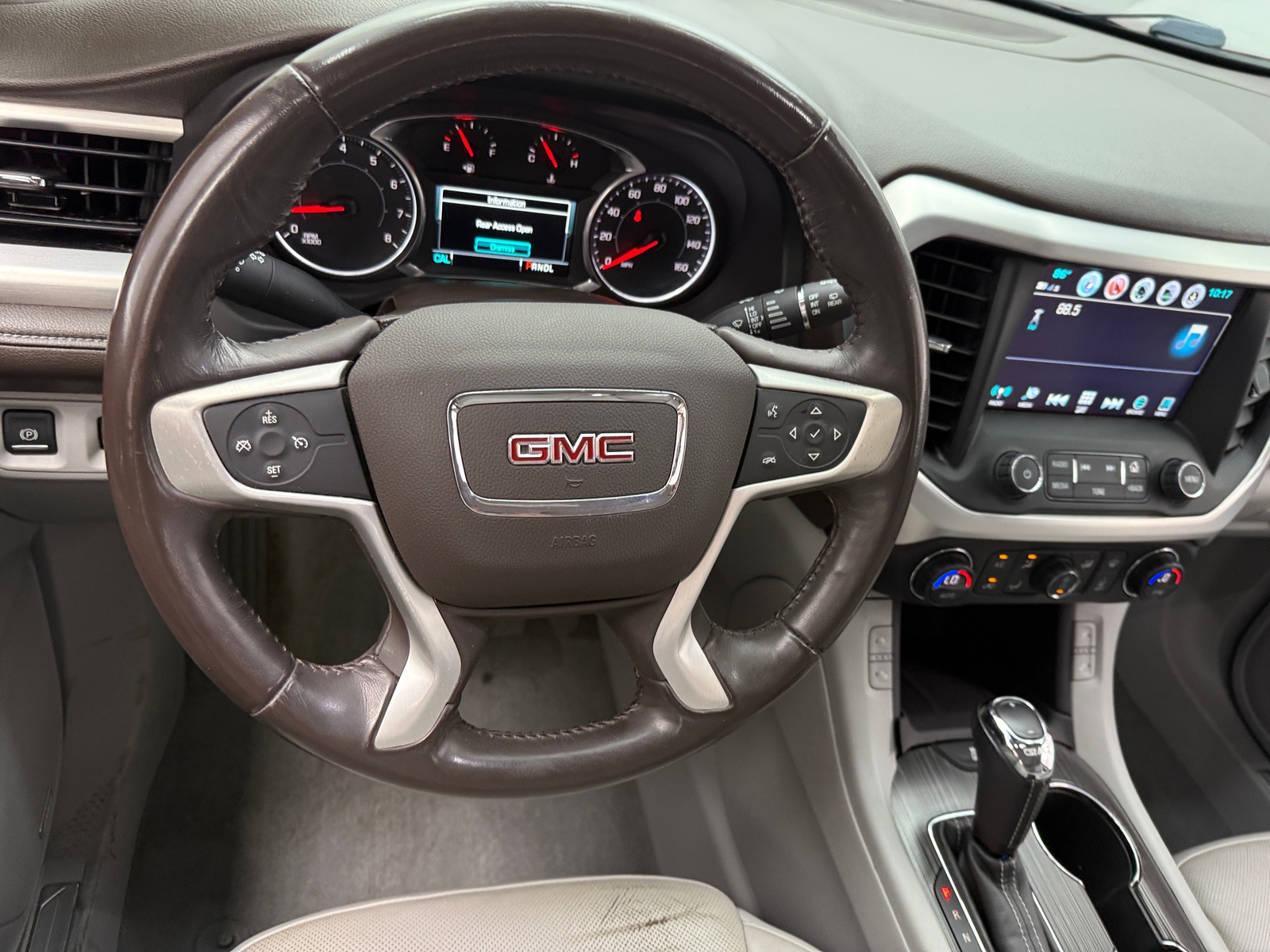 Thumbnail: 2018 GMC Acadia - 4
