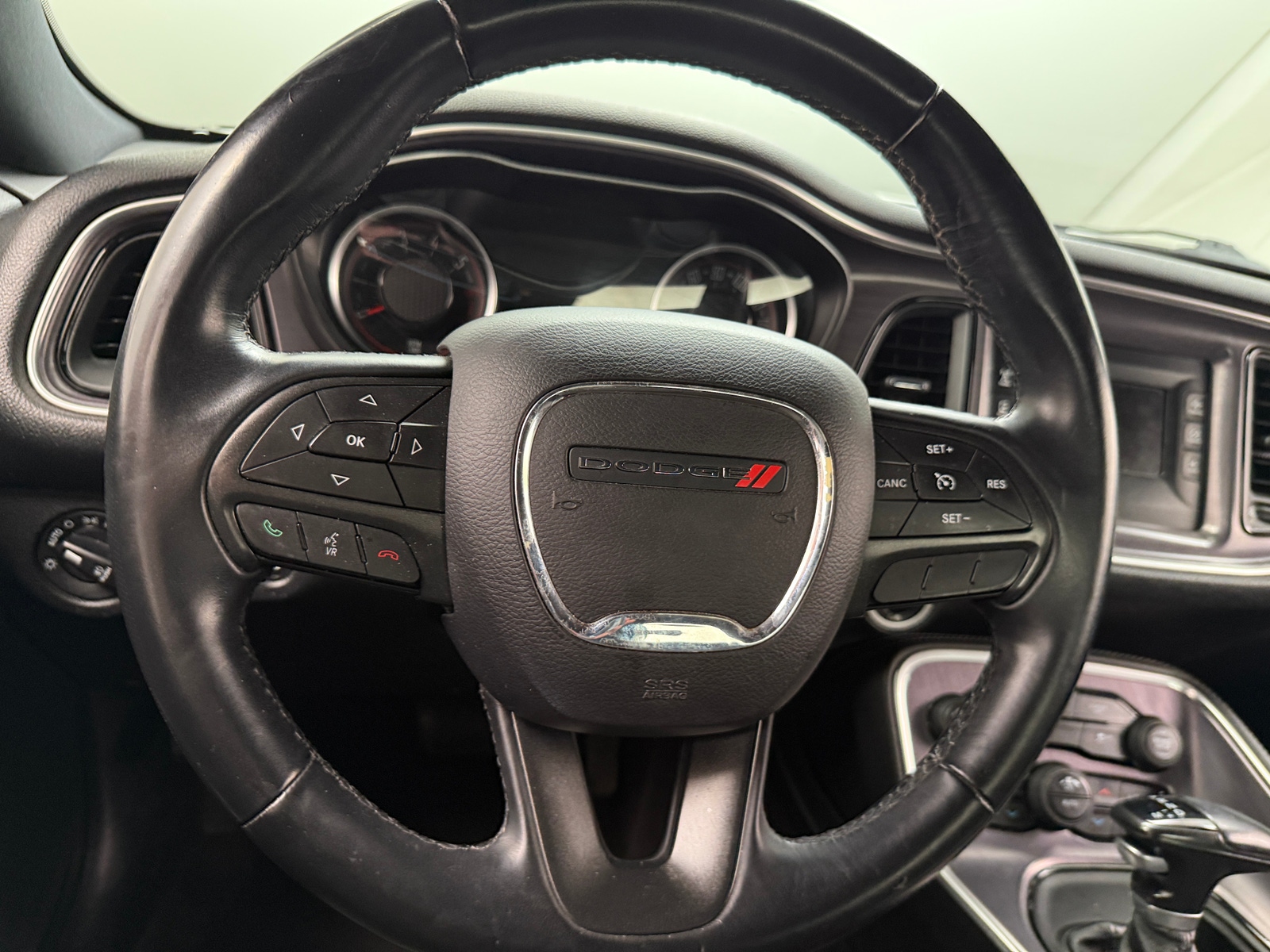 Thumbnail: 2017 Dodge Challenger - 4