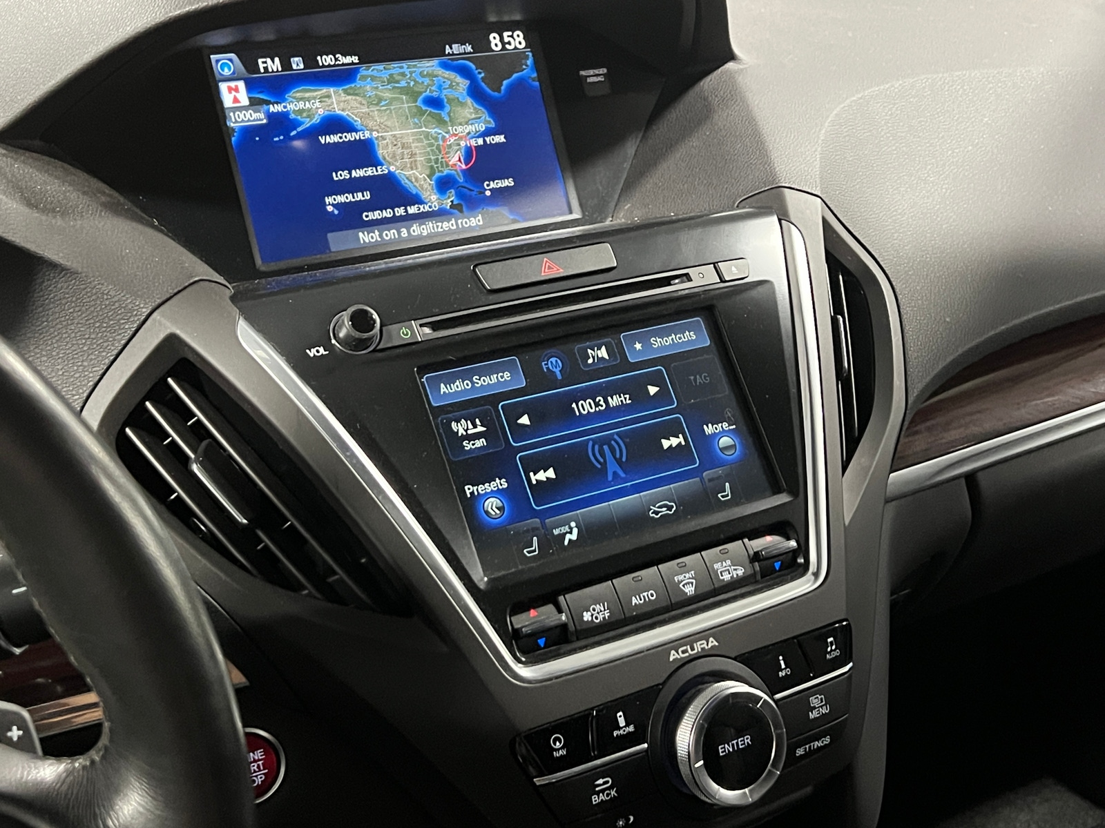 Thumbnail: 2016 Acura MDX - 3