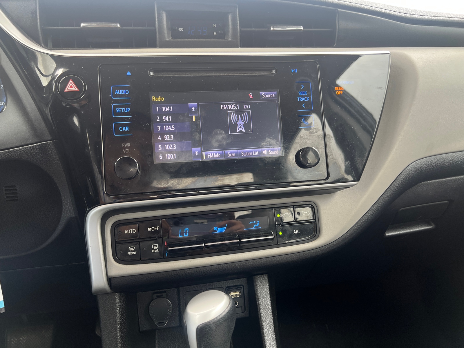 Thumbnail: 2018 Toyota Corolla - 4
