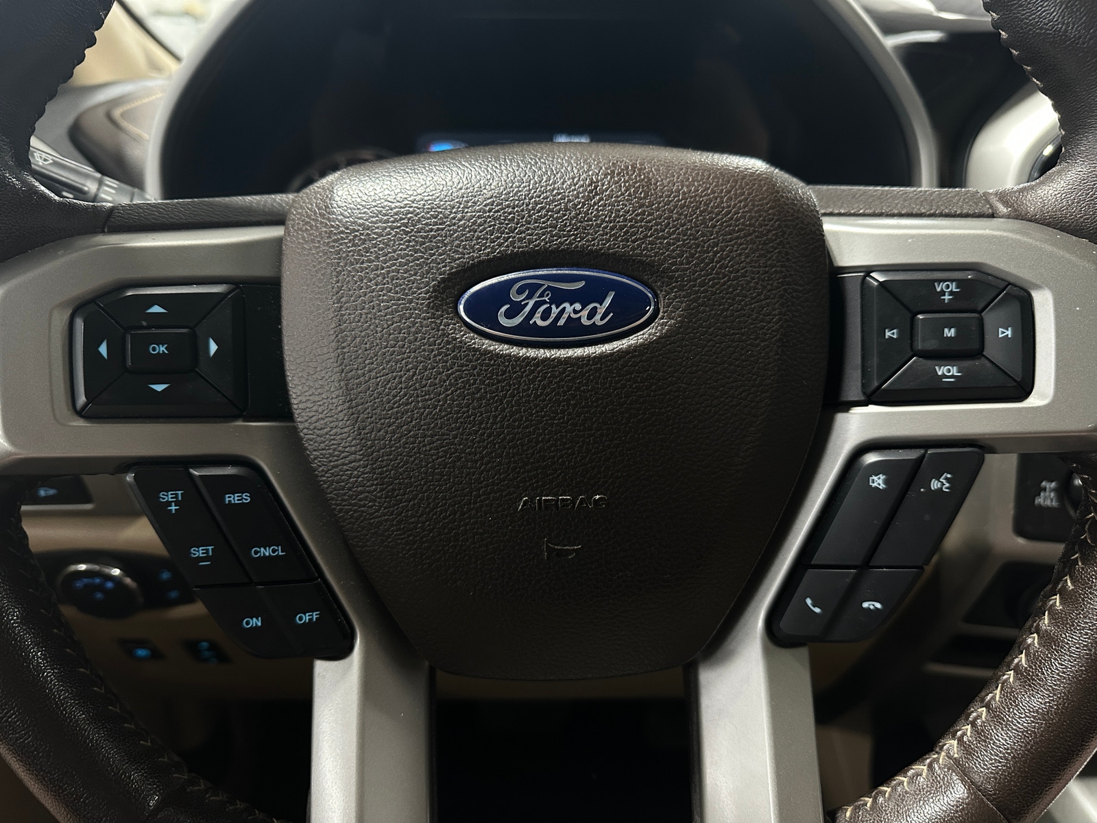 Thumbnail: 2018 Ford Econoline - 4
