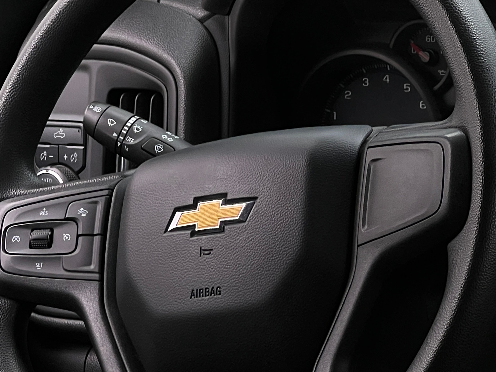 Thumbnail: 2023 Chevrolet Silverado 1500 - 5