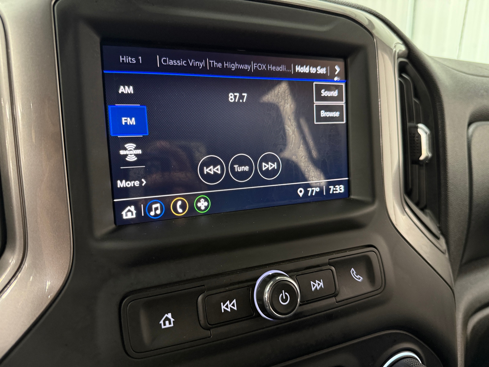 Thumbnail: 2024 Chevrolet Silverado 1500 - 4