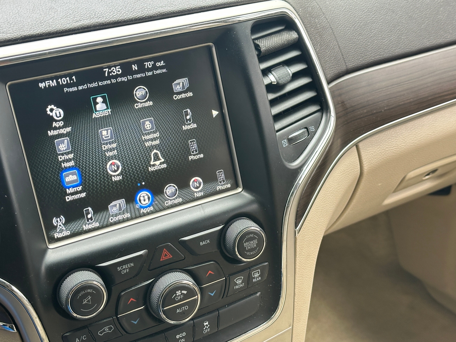 Thumbnail: 2015 Jeep Grand Cherokee - 3