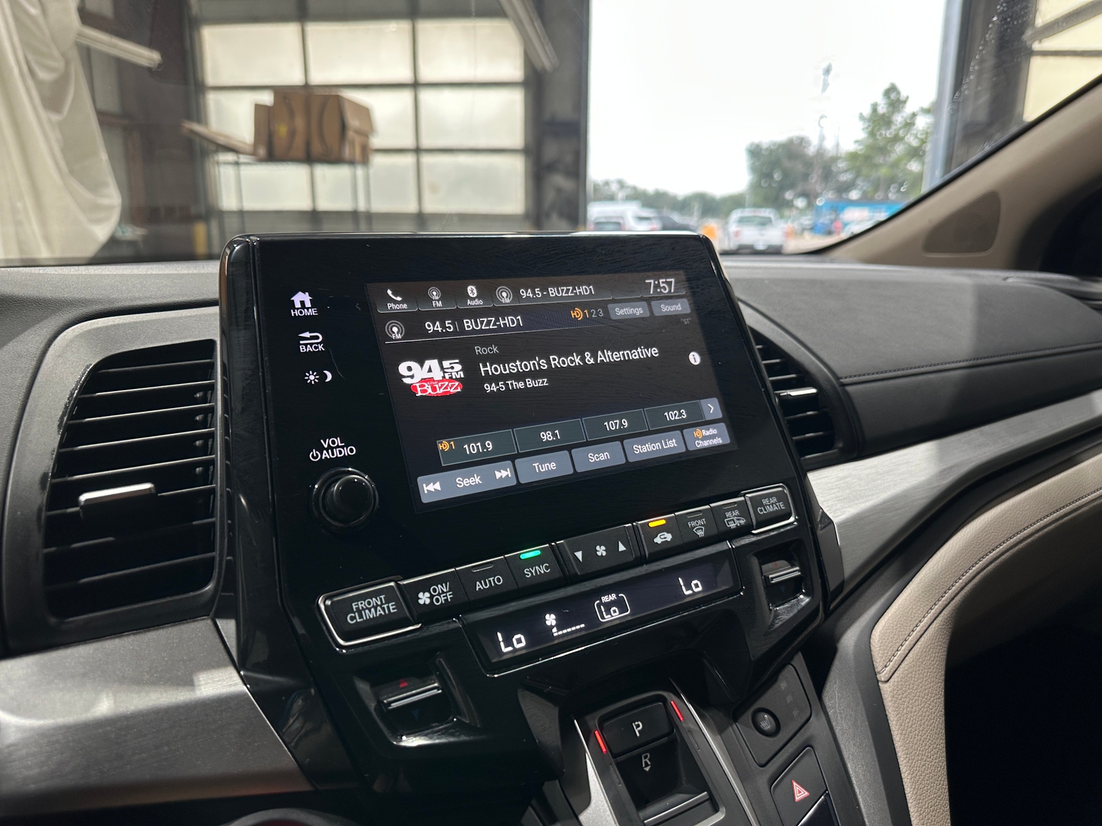 Thumbnail: 2019 Honda Odyssey - 3