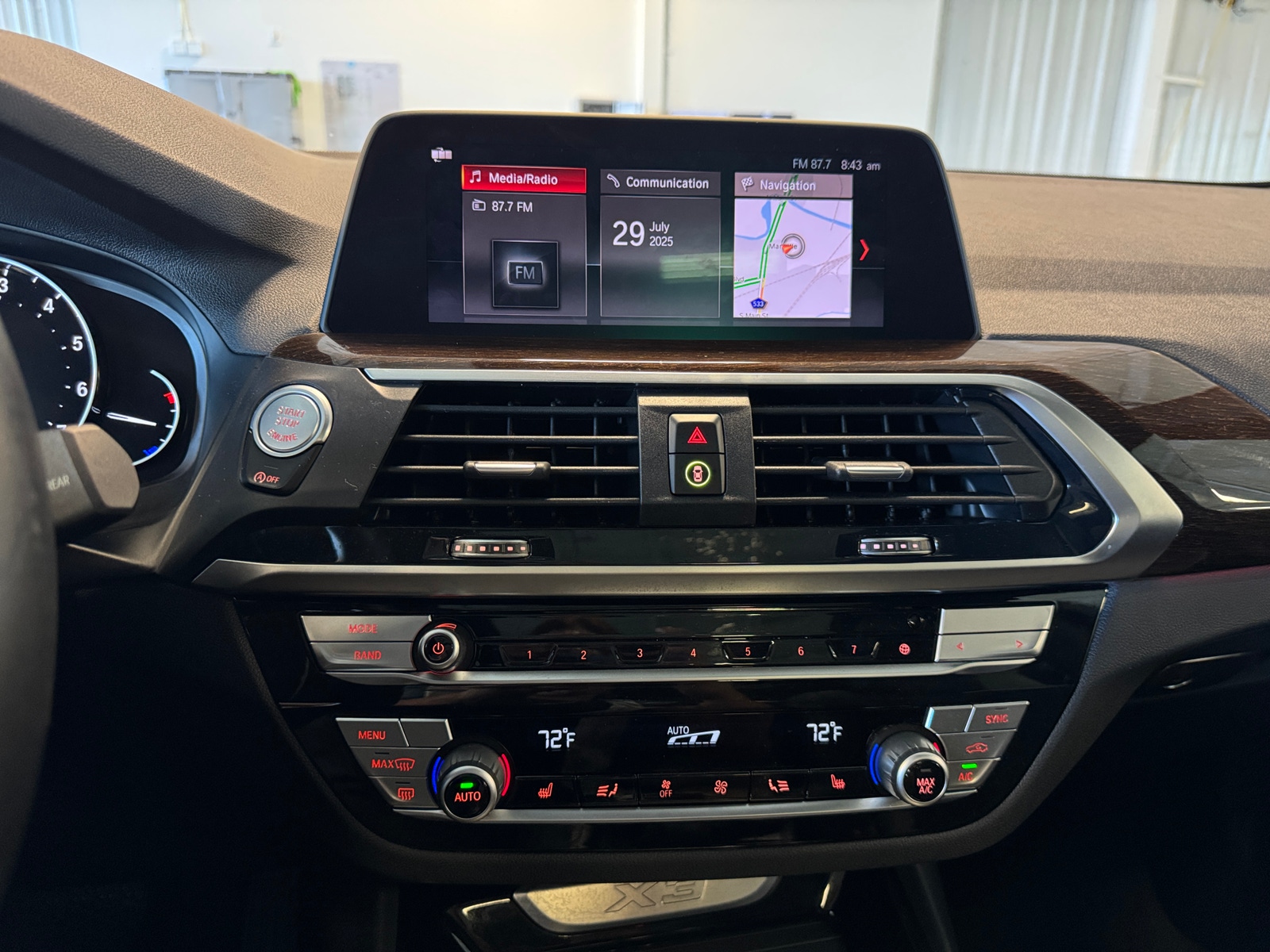 Thumbnail: 2021 BMW X3 - 3