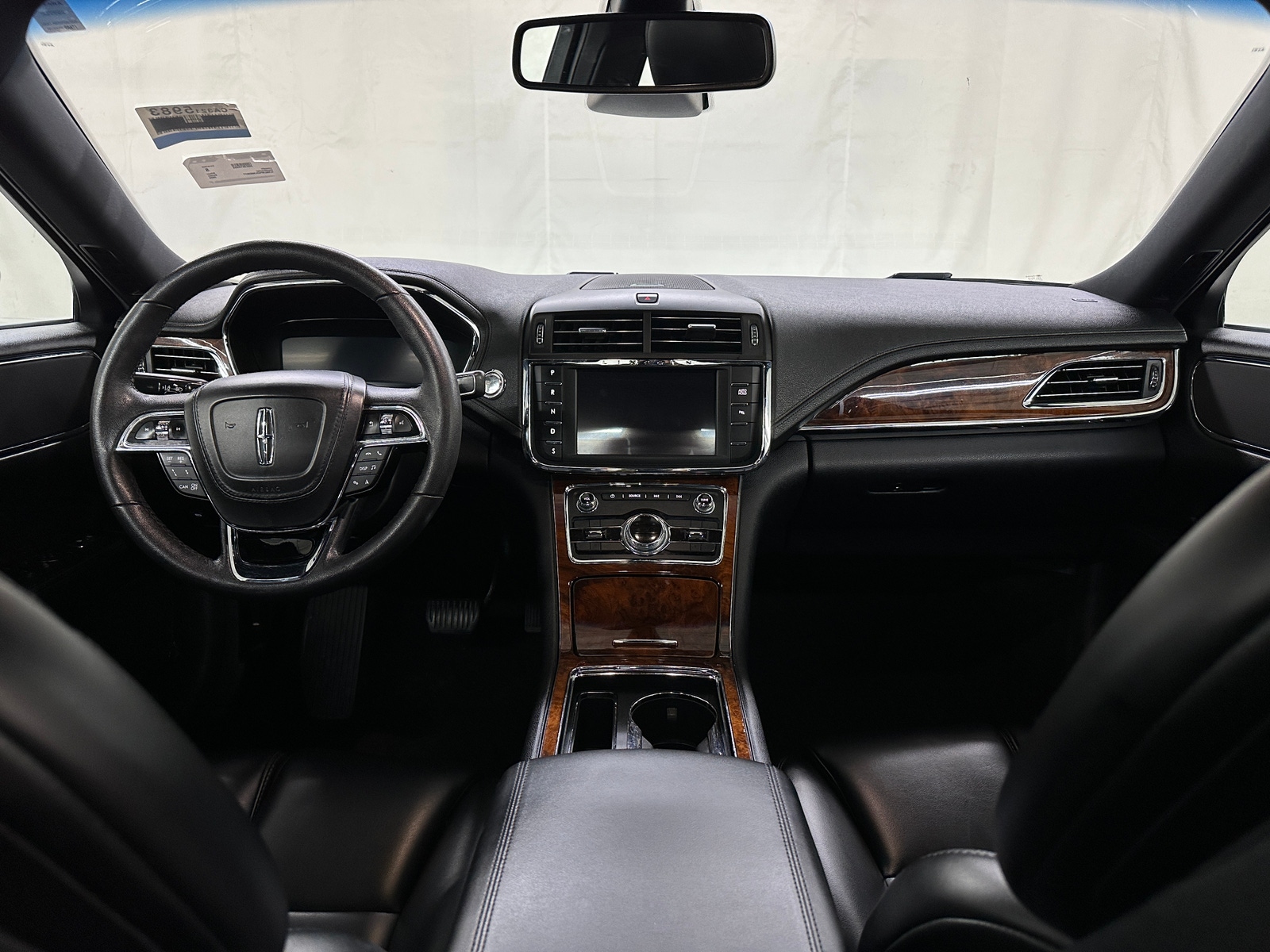 Thumbnail: 2020 Lincoln Continental - 2