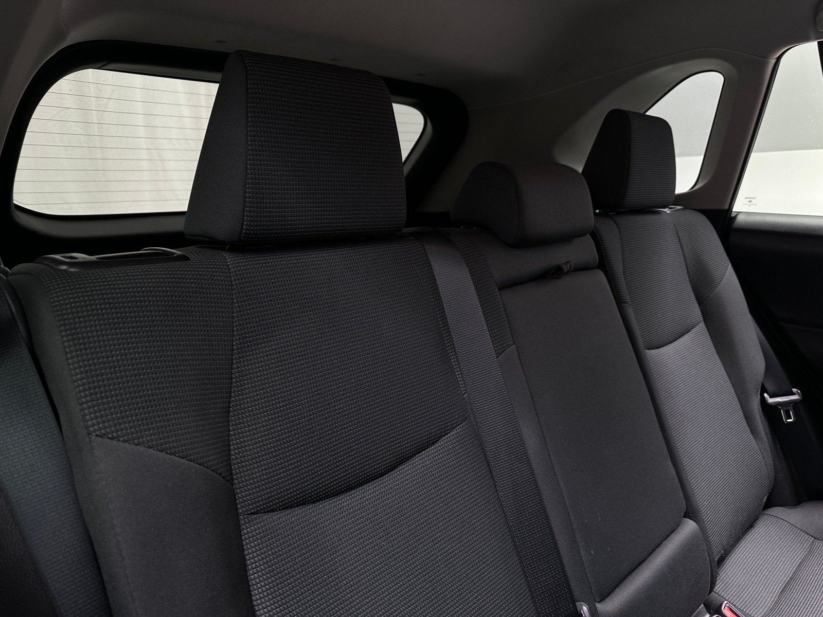 Thumbnail: 2021 Toyota RAV4 - 6