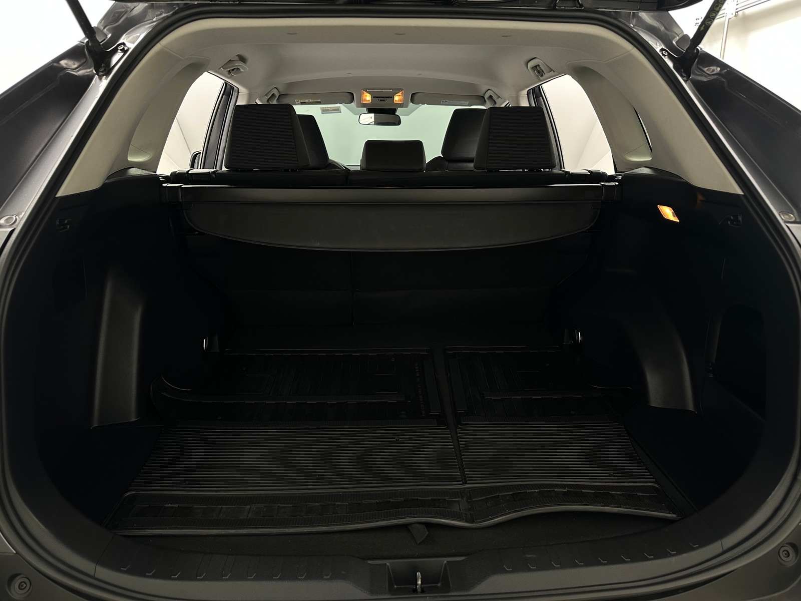 Thumbnail: 2021 Toyota RAV4 - 7