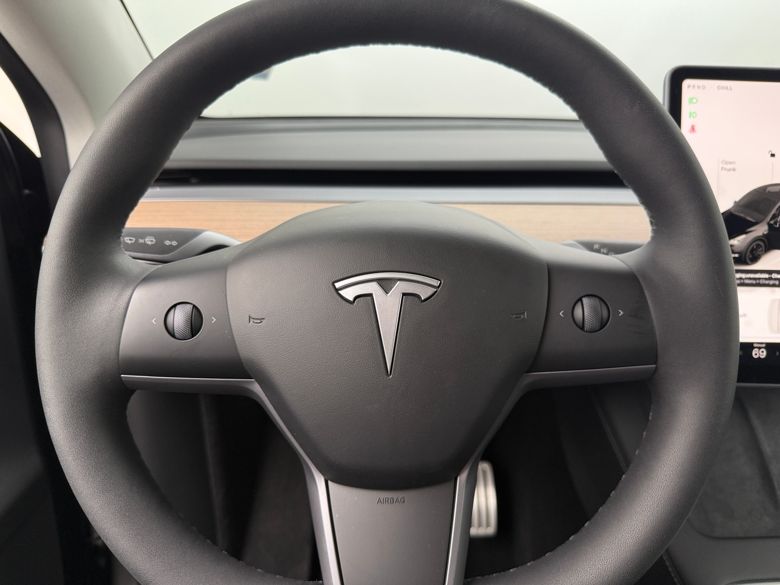 Thumbnail: 2023 Tesla Model Y - 4