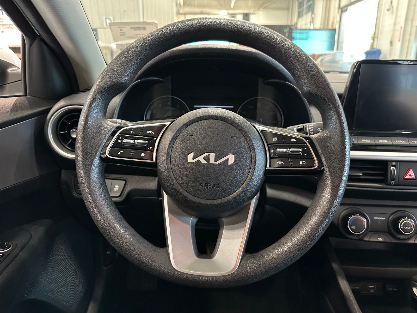 Thumbnail: 2022 Kia Forte - 5