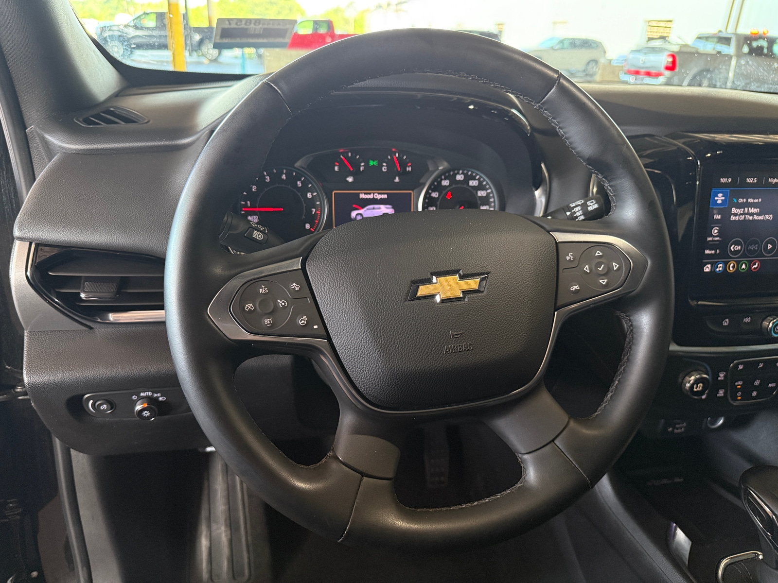 Thumbnail: 2023 Chevrolet Traverse - 5