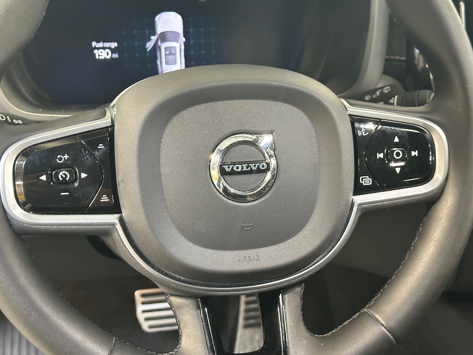 Thumbnail: 2022 Volvo XC60 - 4