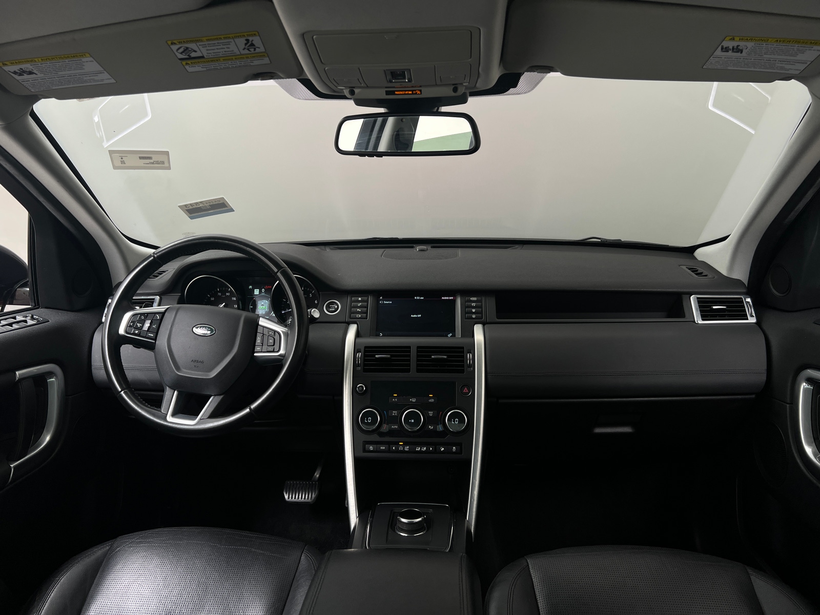 Thumbnail: 2019 Land Rover Discovery Sport - 2