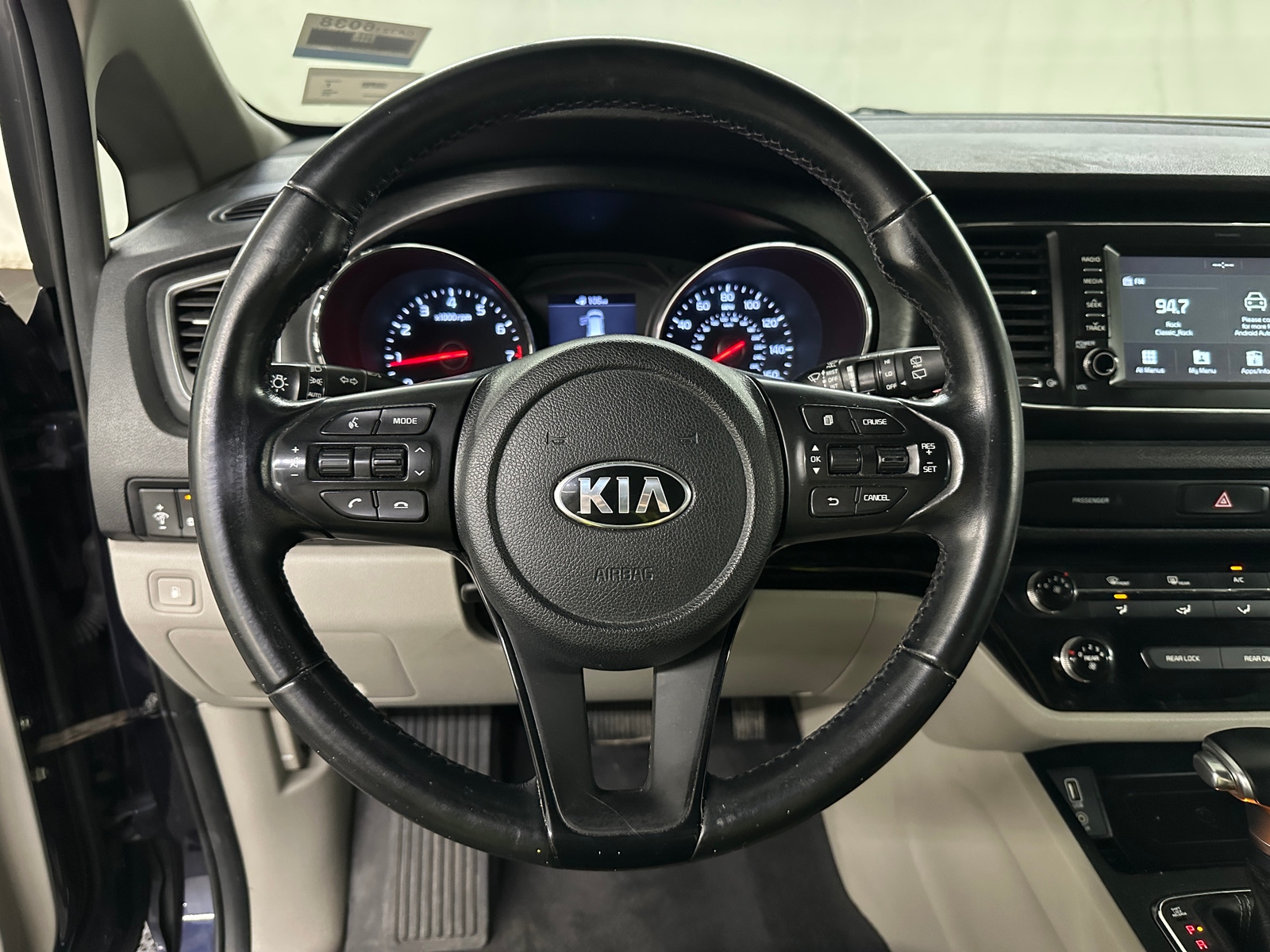 Thumbnail: 2019 Kia Sedona - 4