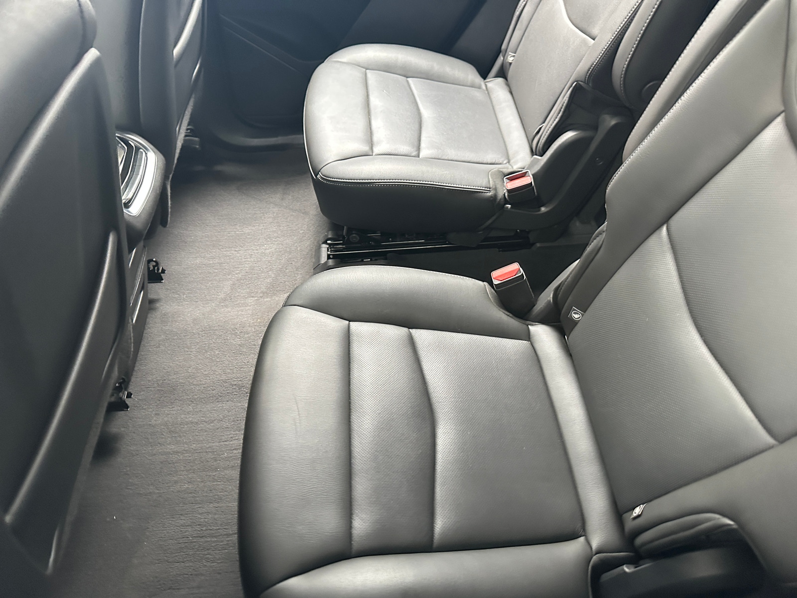 Thumbnail: 2023 Cadillac XT6 - 5