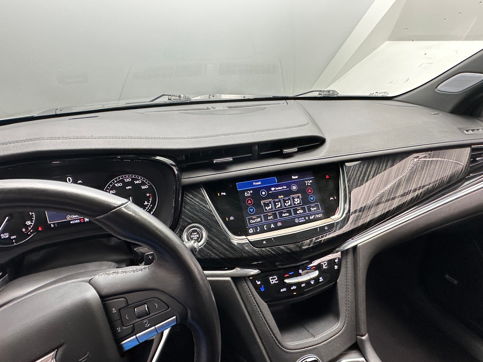 Thumbnail: 2023 Cadillac XT6 - 2