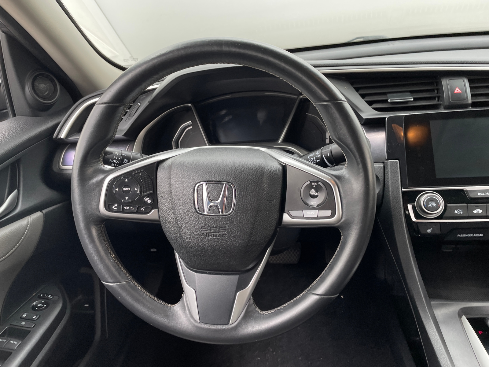 Thumbnail: 2017 Honda Civic - 4