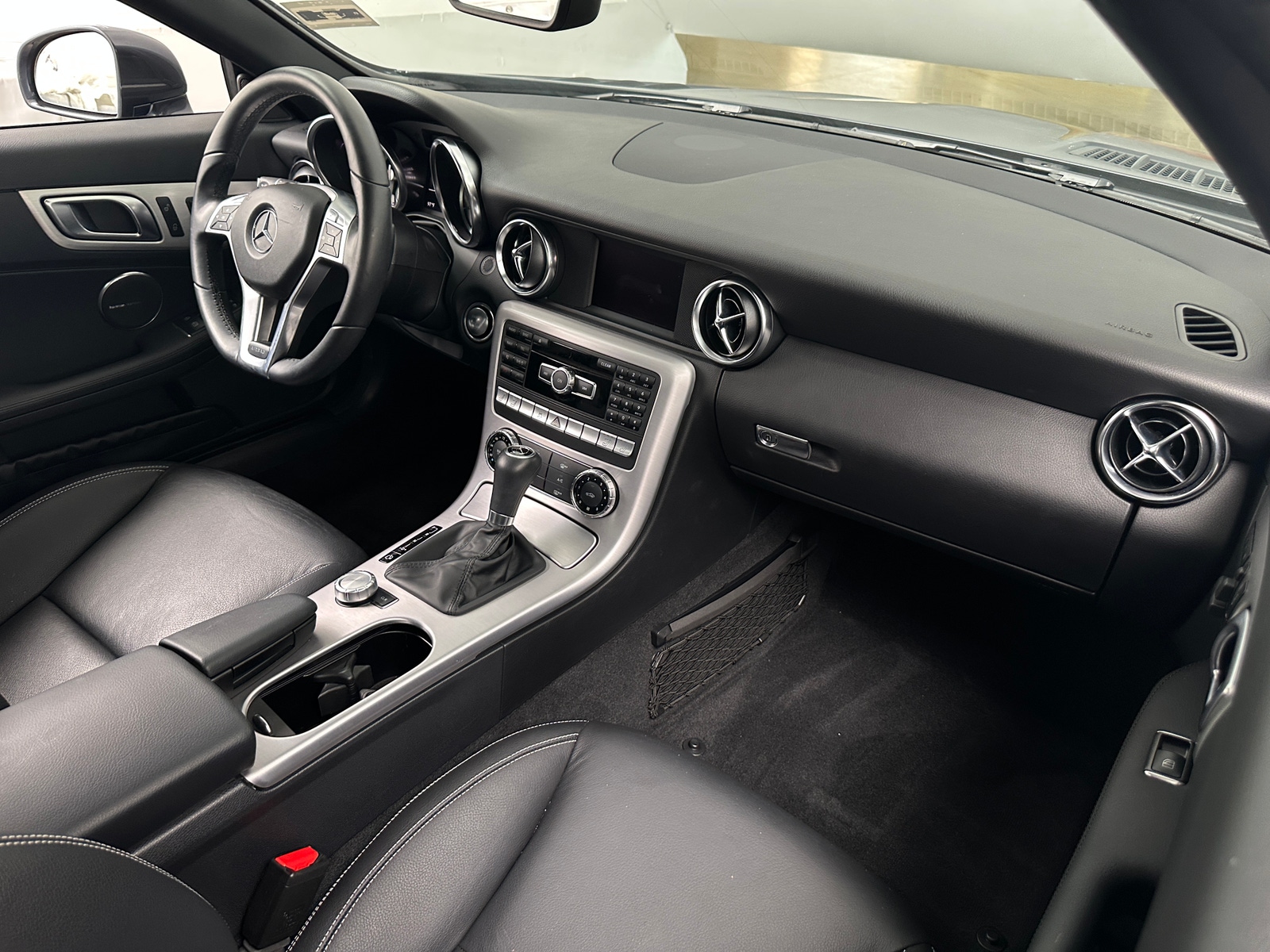 Thumbnail: 2013 Mercedes-Benz SLK - 2