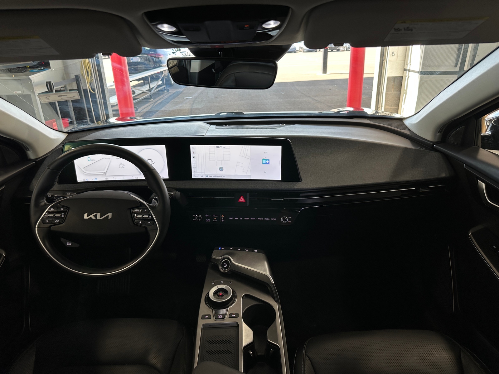 Thumbnail: 2022 Kia EV6 - 2