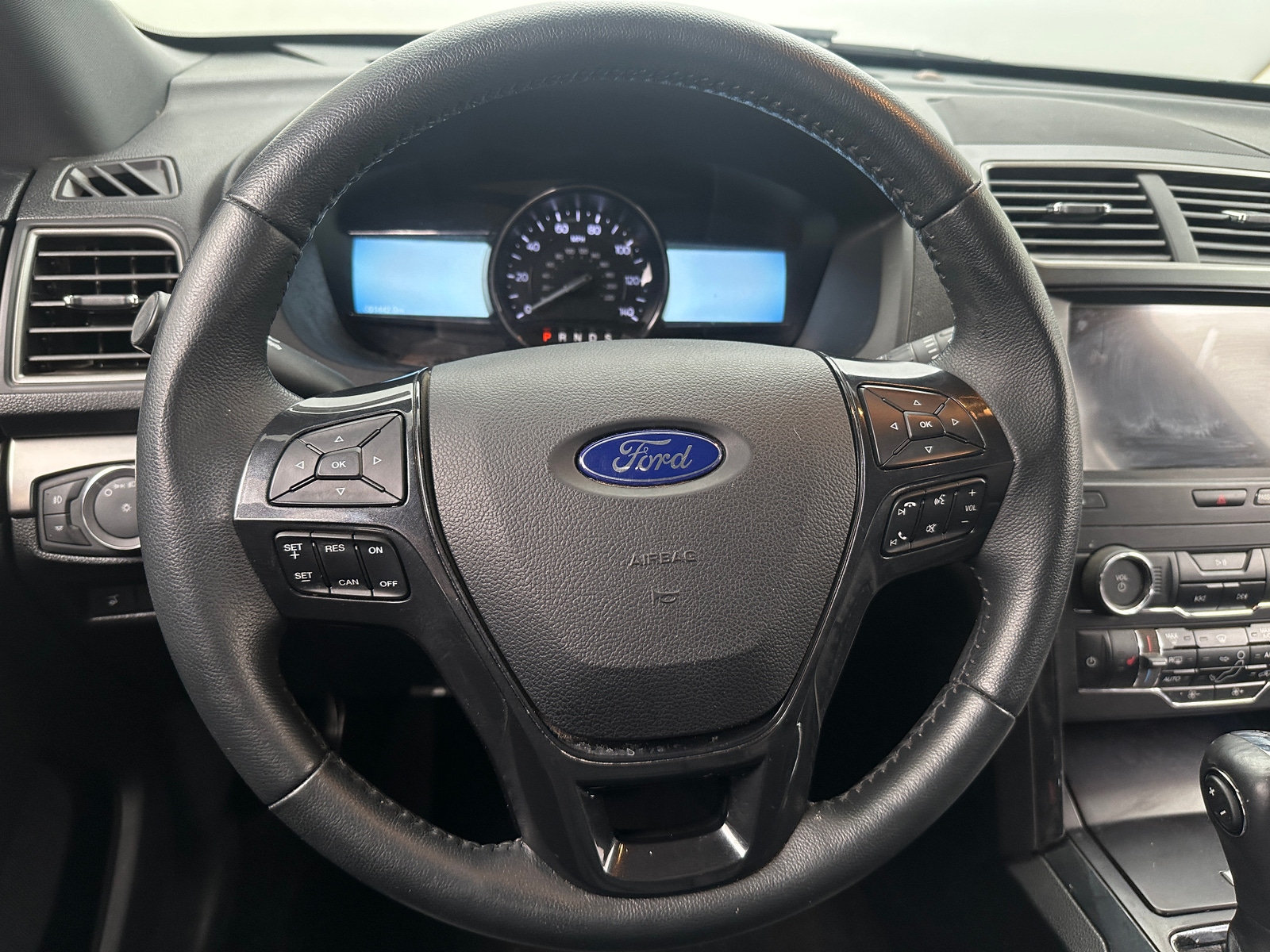 Thumbnail: 2019 Ford Explorer - 4