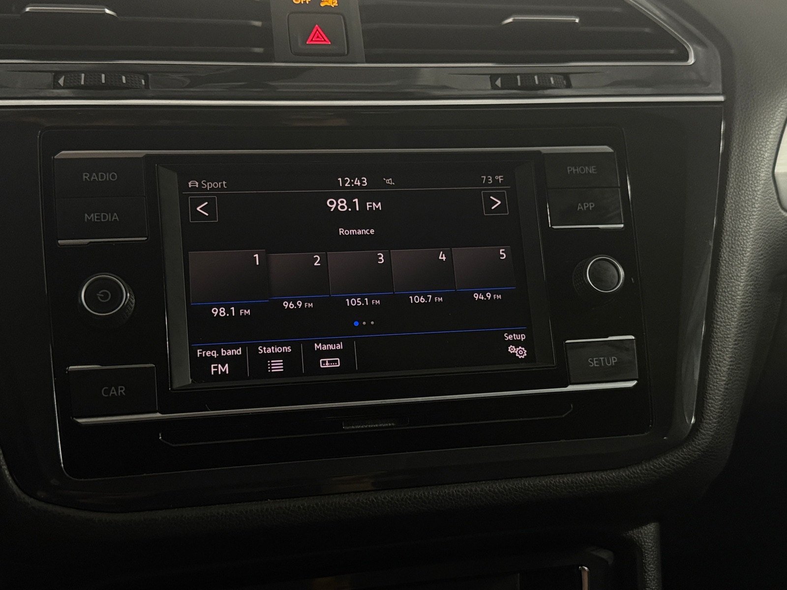 Thumbnail: 2019 Volkswagen Tiguan - 4