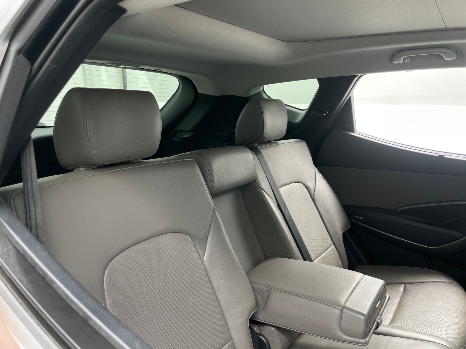 Thumbnail: 2018 Hyundai Santa Fe - 5