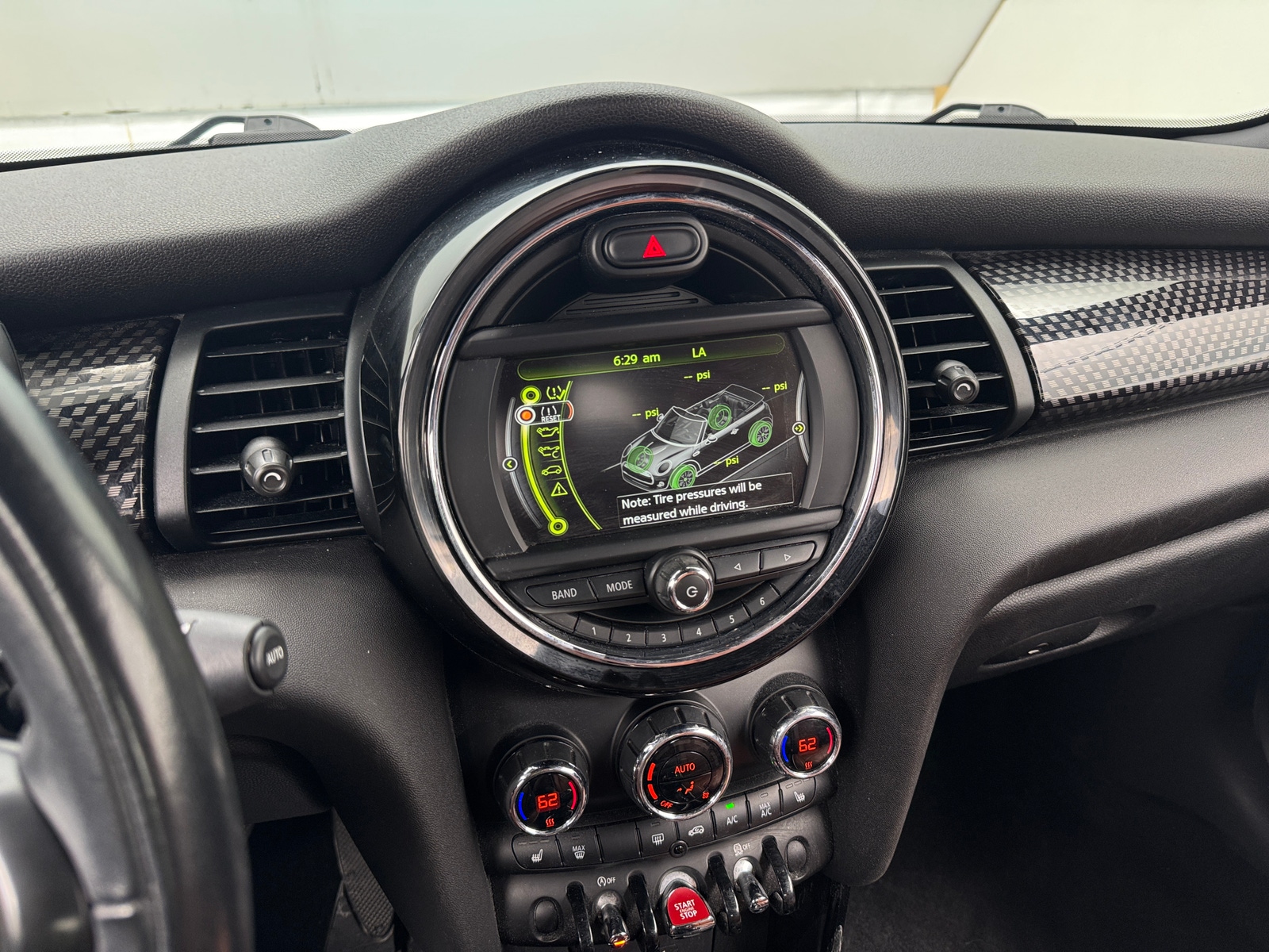 Thumbnail: 2017 MINI Cooper Convertible - 3
