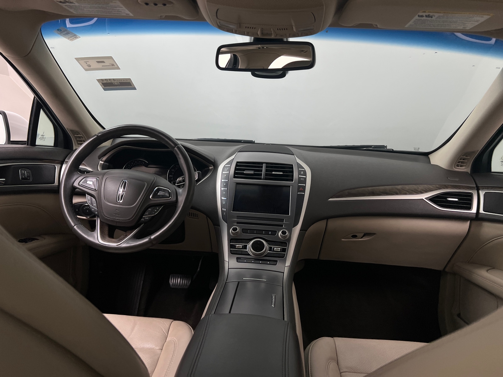 Thumbnail: 2017 Lincoln MKZ - 2