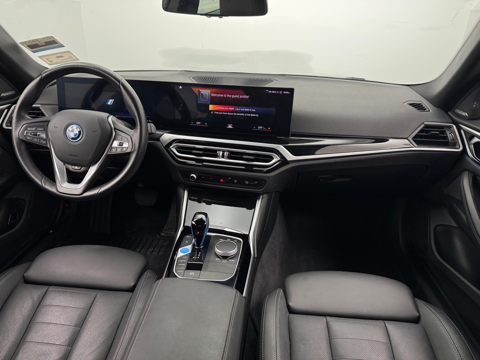 Thumbnail: 2023 BMW i4 - 2