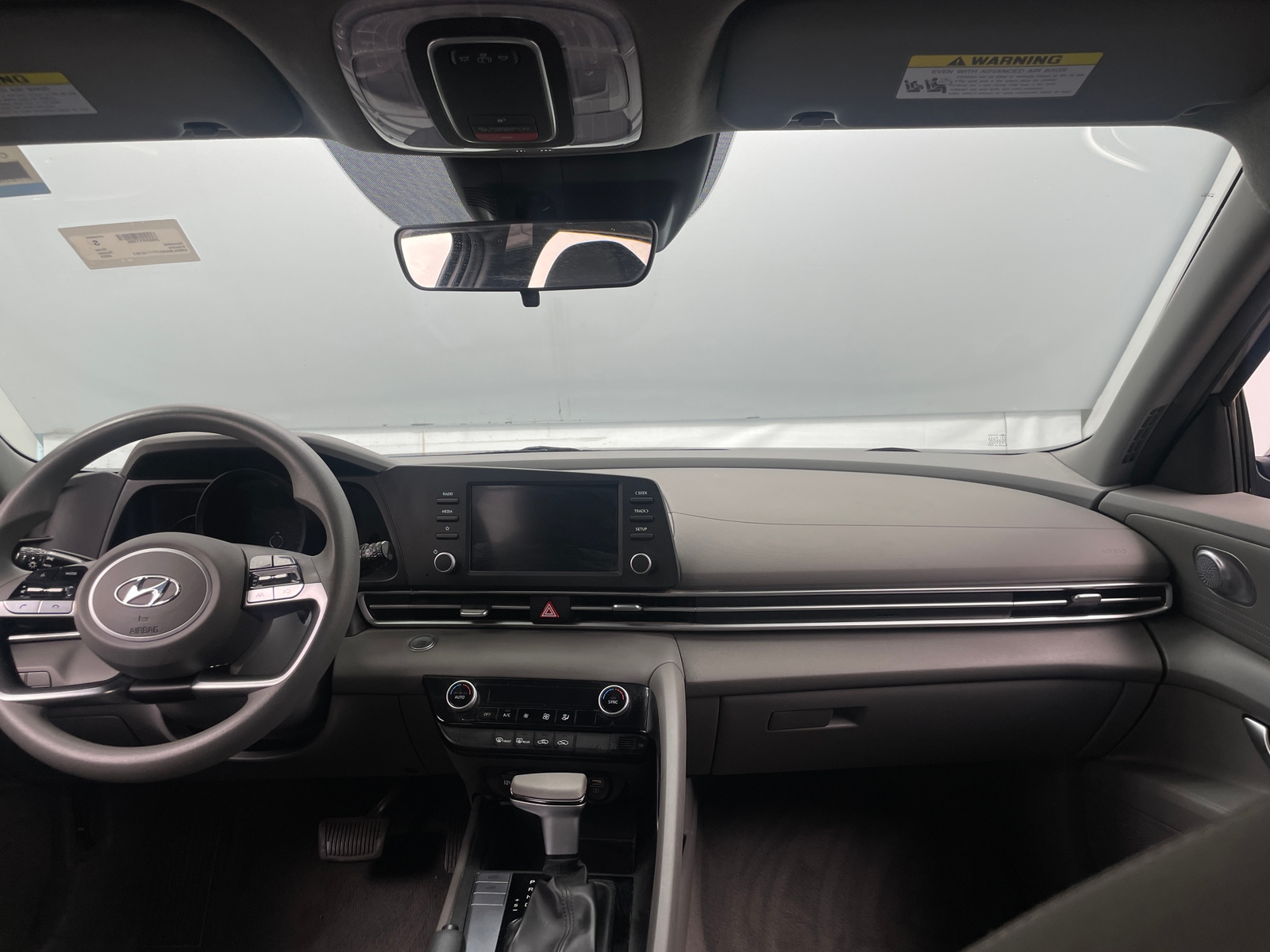 Thumbnail: 2023 Hyundai Elantra - 3