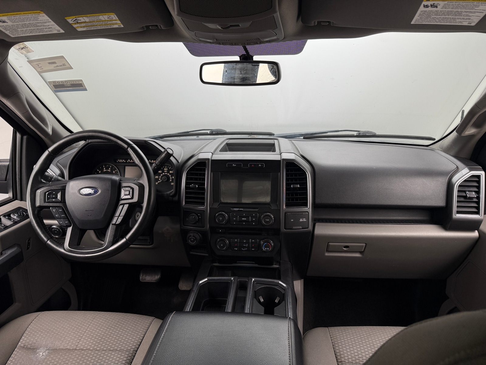 Thumbnail: 2018 Ford Econoline - 3