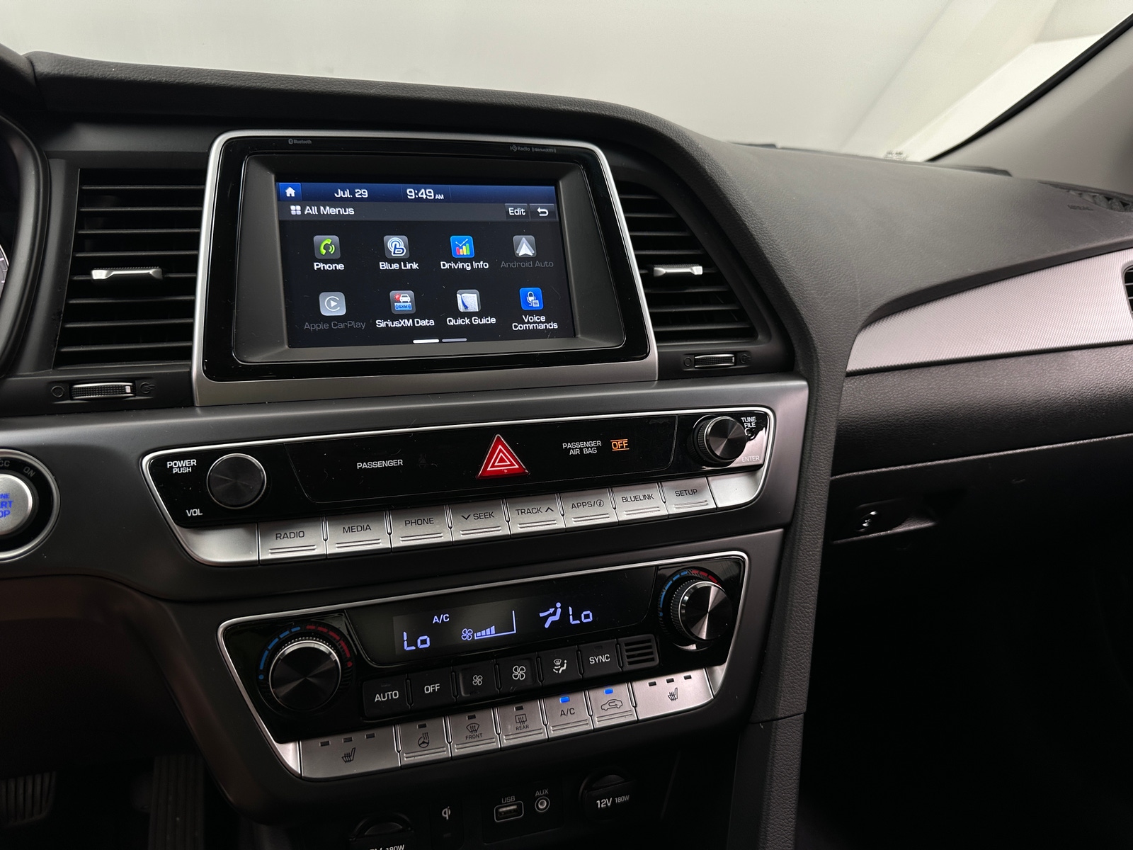 Thumbnail: 2019 Hyundai Sonata - 4